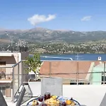 Maistrali Loft Апартаменты Аргостолион